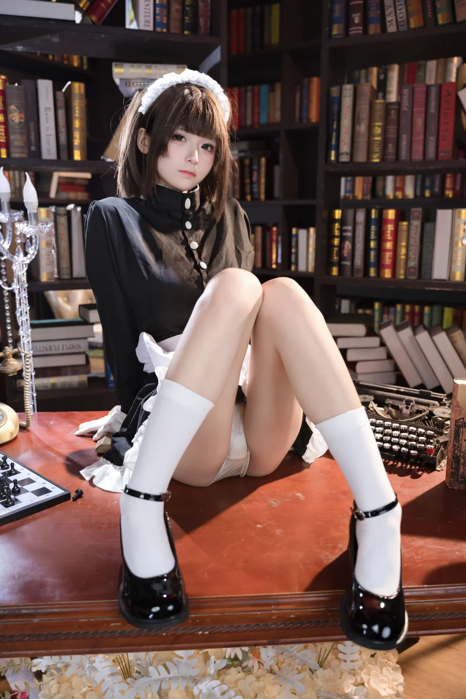 九柒喵 - No.027 琉璃川椿 [66P-825MB] tg@simisebaisi 【丝足阁】038.webp